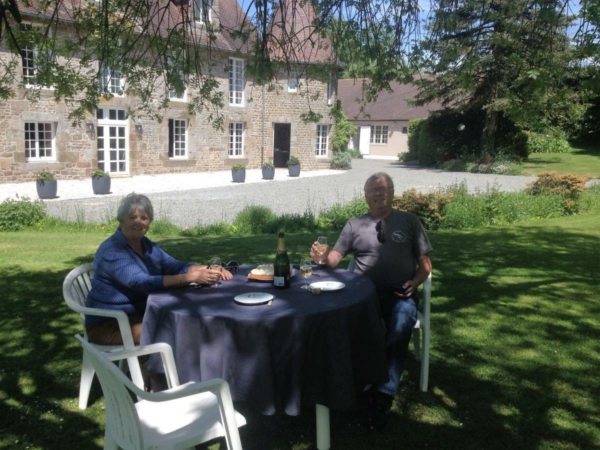 Manoir De La Porte Hotell Sainte-Pience Eksteriør bilde